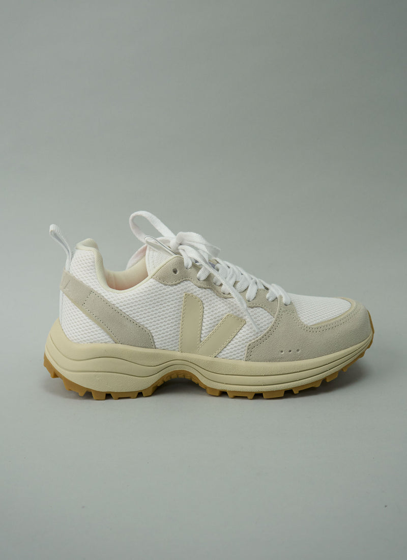 Reworn Veja Trainers Size 39 (679) | White