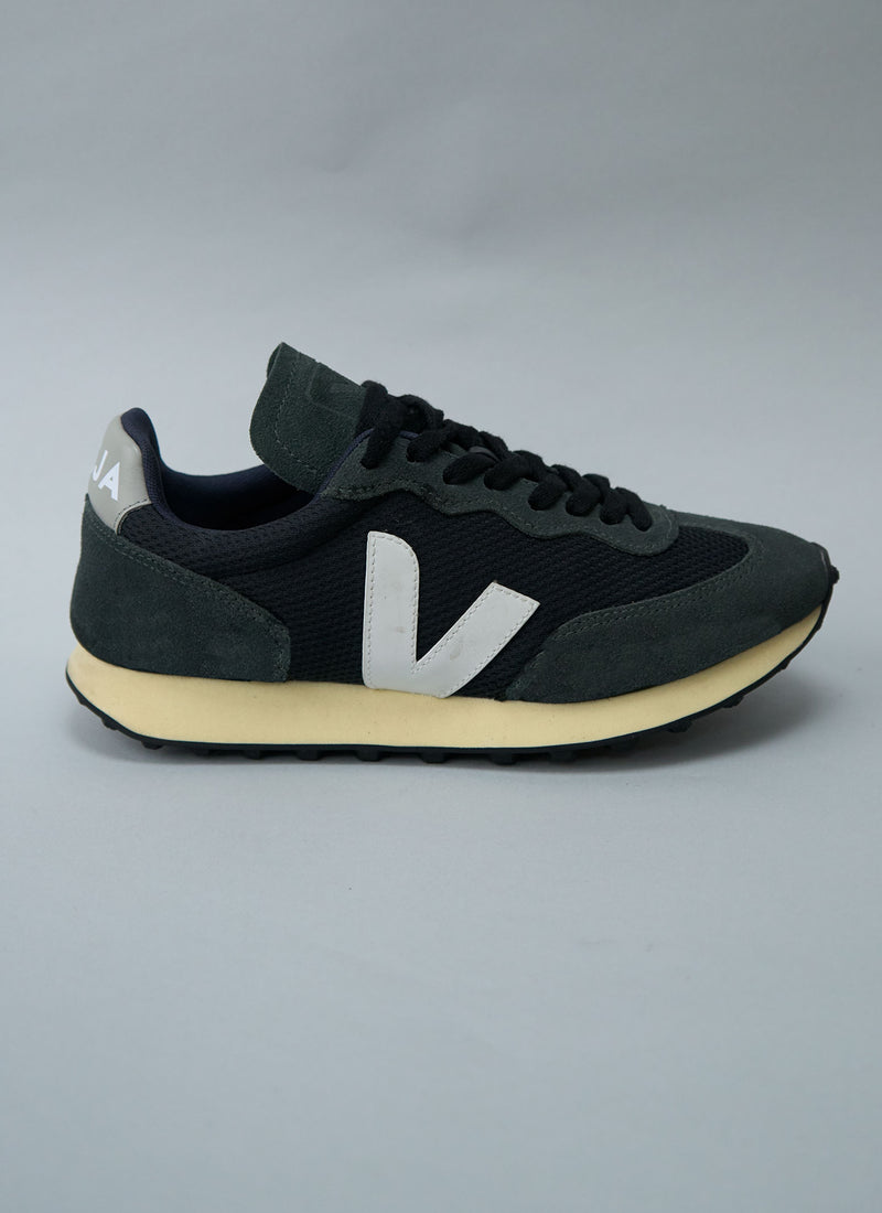 Reworn Veja Trainers Size 39 (641) | Multi