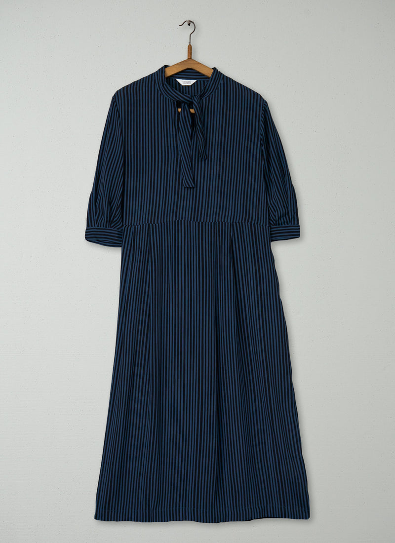 Reworn Vertical Stripe Print Dress Size 8 (2059) | Multi