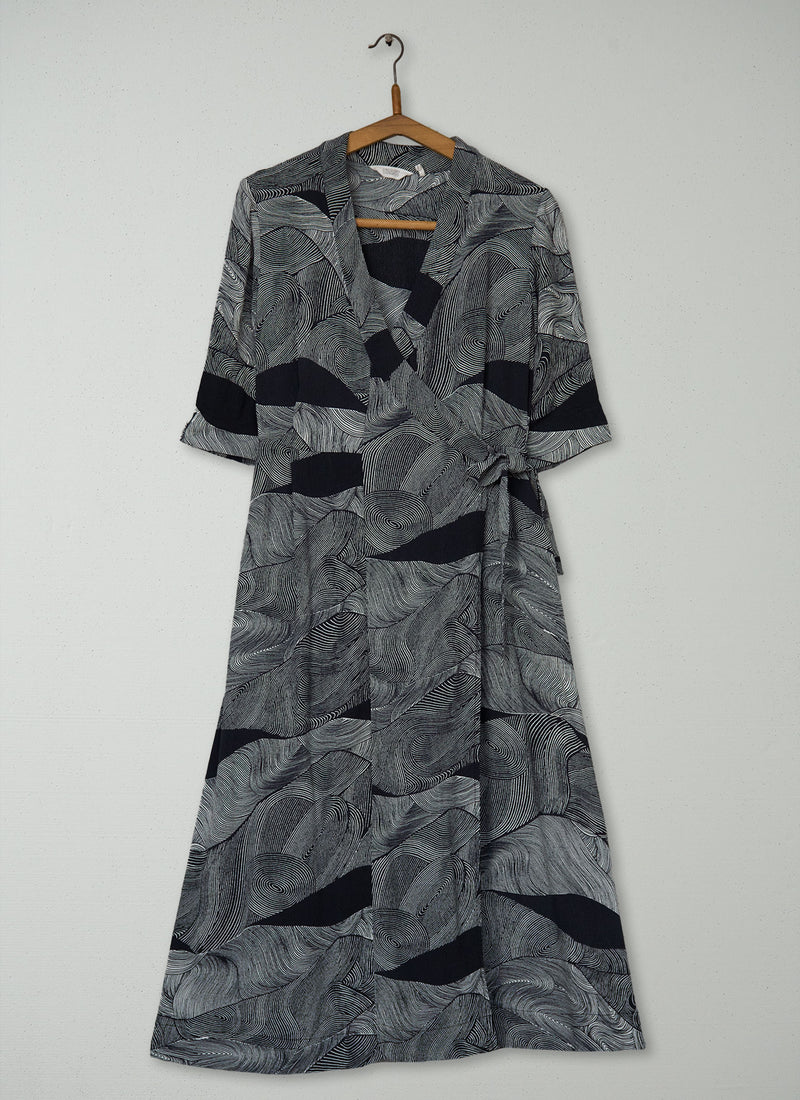 Reworn Wave Print Dress Size 6 Multi (1878) | Multi