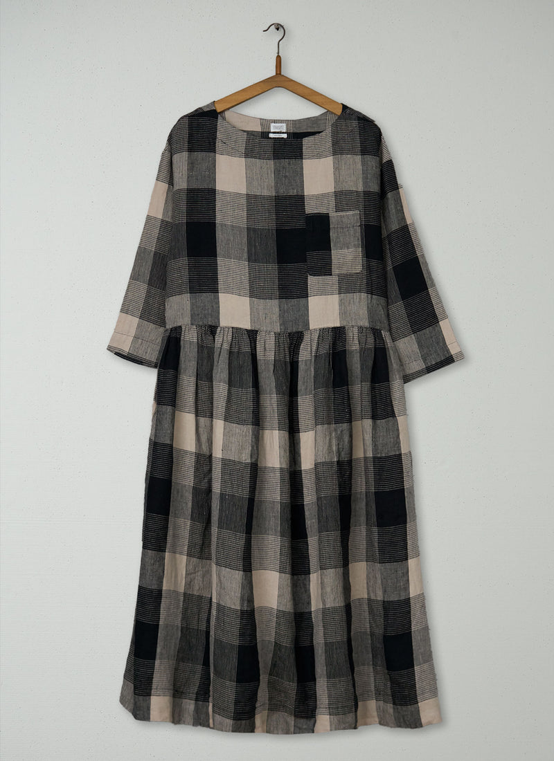 Reworn Check Linen Dress Size M (1904) | Multi