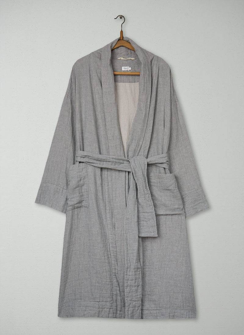 Reworn Soft Faced Cotton Gown Size XL (093) | Grey