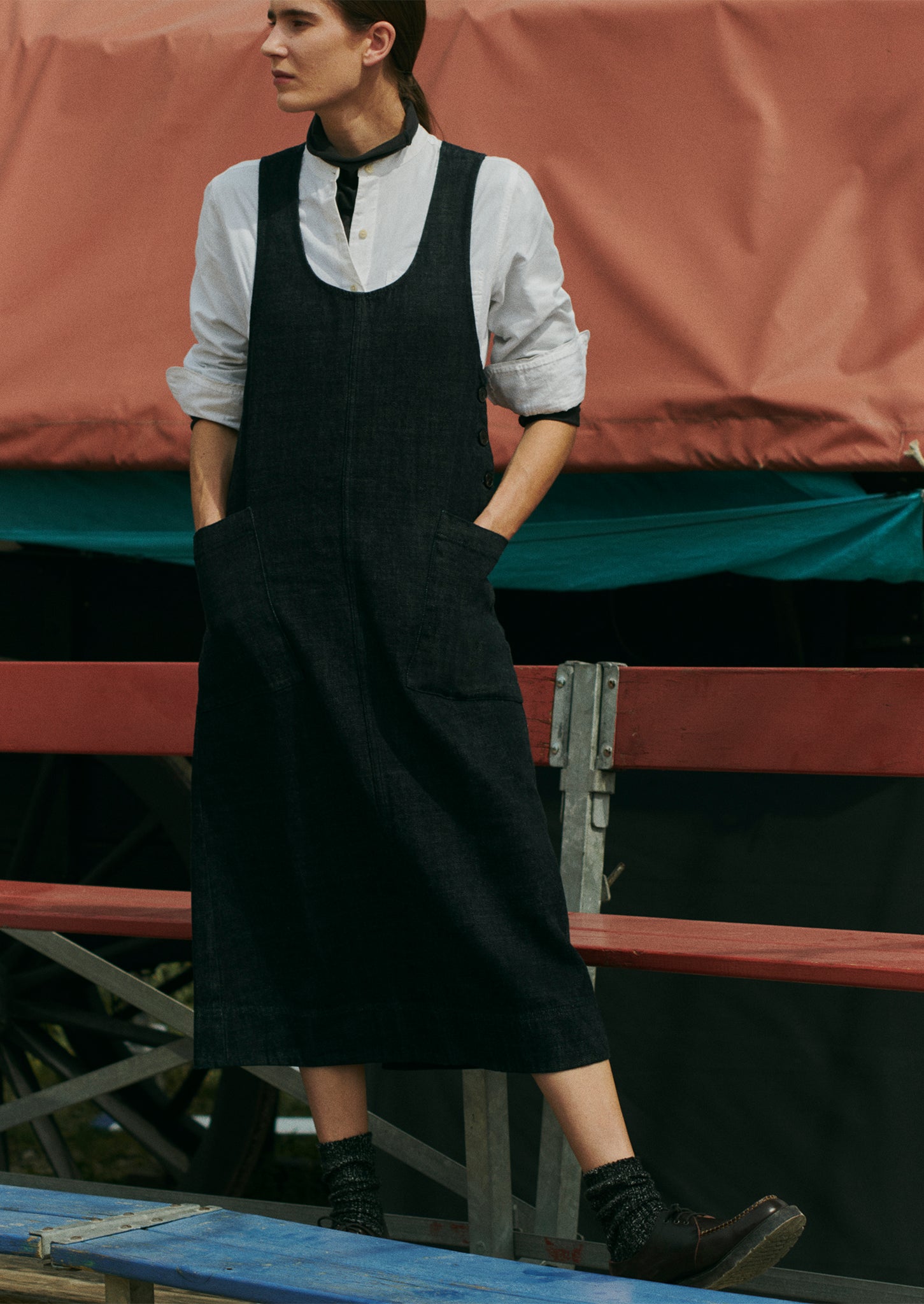 Black pinafore dress outfit sale
