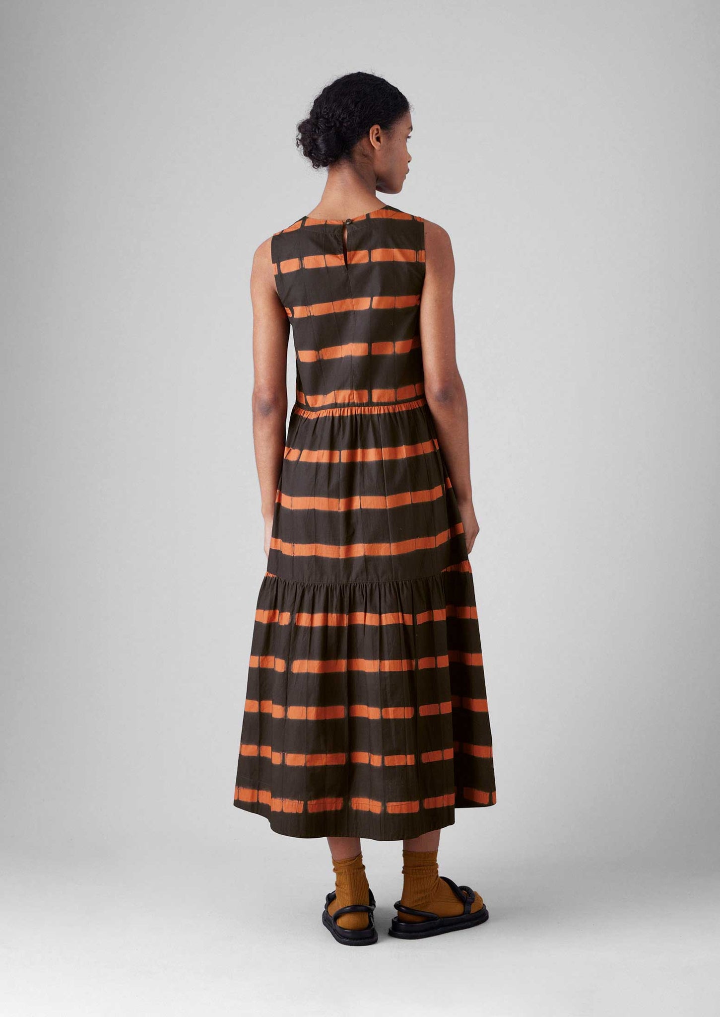 Stripe Clamp Dyed Cotton Dress | Brown