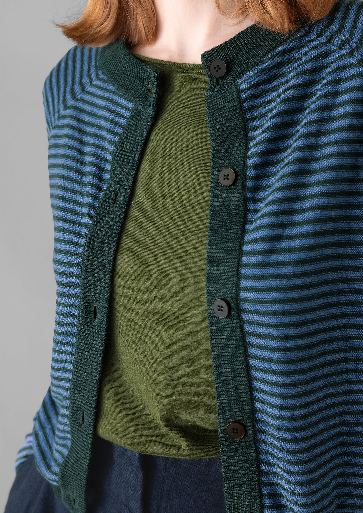 Fine Stripe Linen Wool Cardigan | Cornflower/Dark Green