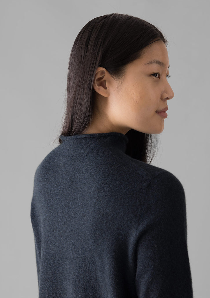 Extreme Cashmere Navy Half Sleeve main image 0