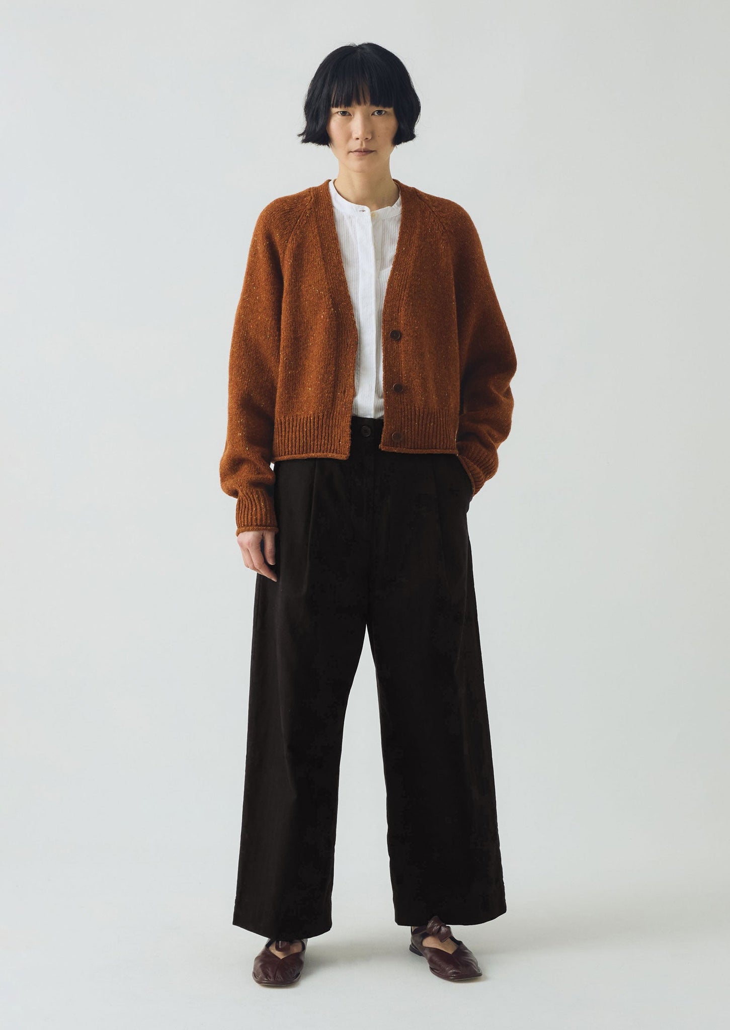 Donegal Wool V Neck Cardigan | Cinnamon