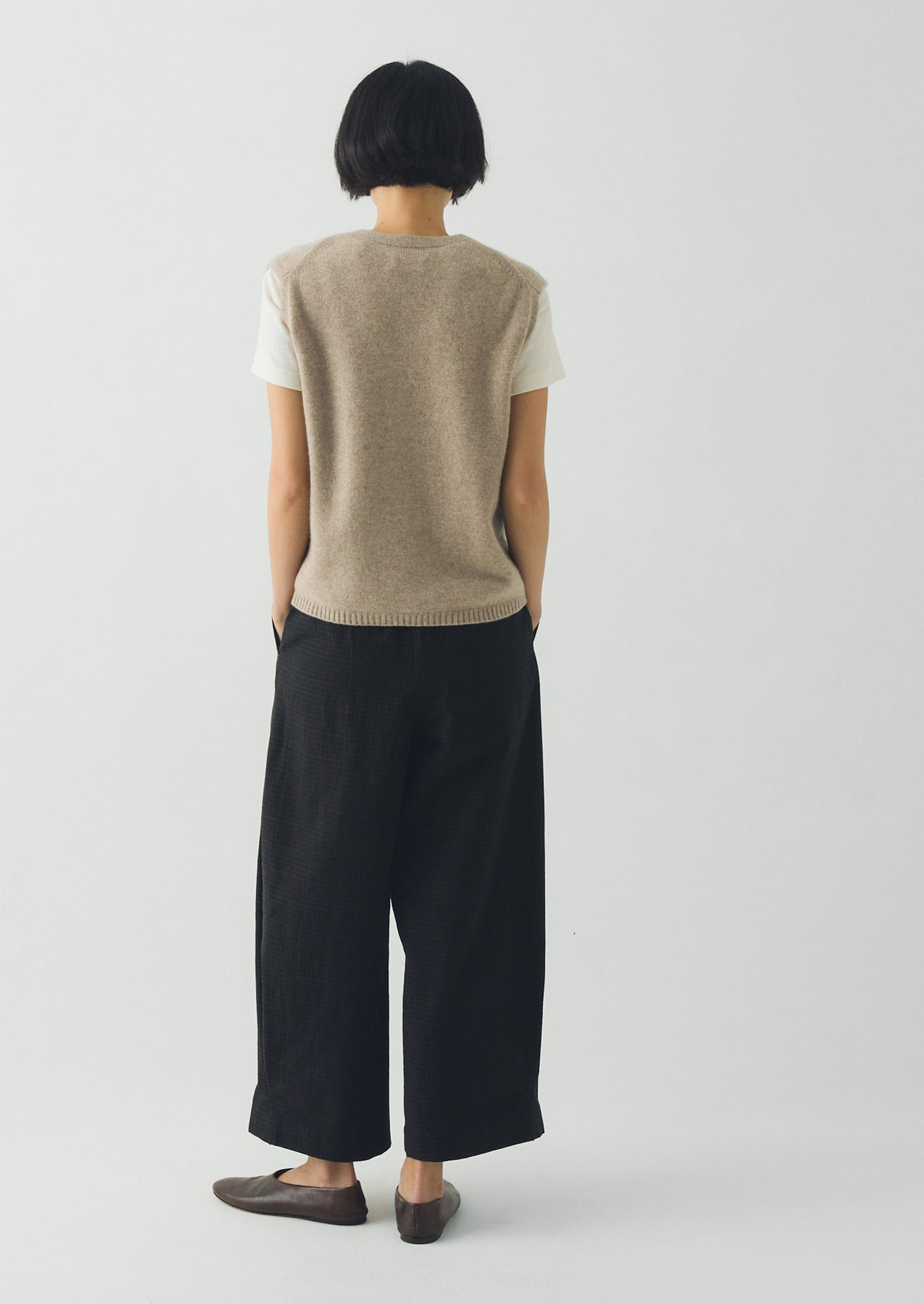 Wool Cashmere V Neck Tank | Stone Melange