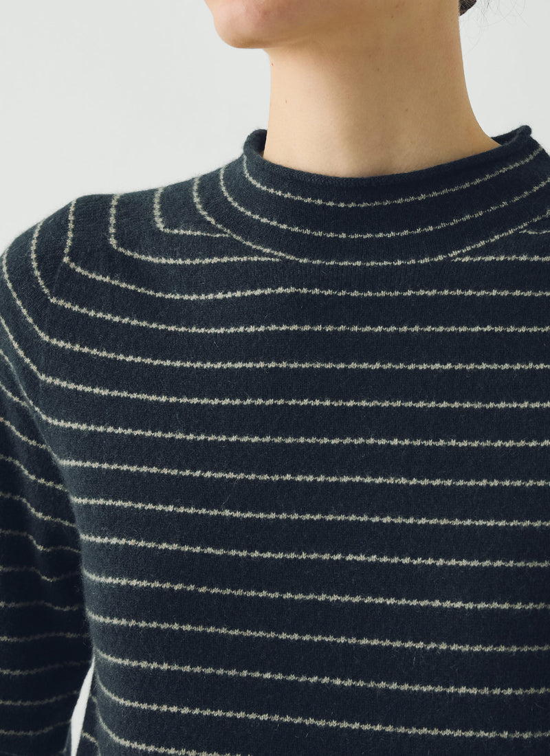 Fine Stripe Wool Cashmere Half Sleeve Sweater | Navy/Camel