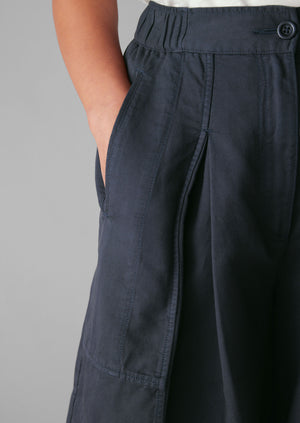 Pleated Cotton Linen Twill Shorts | Slate Navy | TOAST