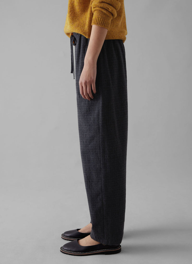 Suki Wool Cotton Seersucker Check Trousers | Carbon