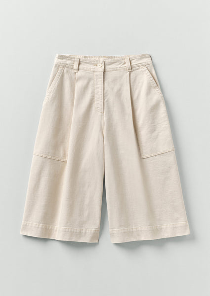 Pleated Denim Shorts Ecru