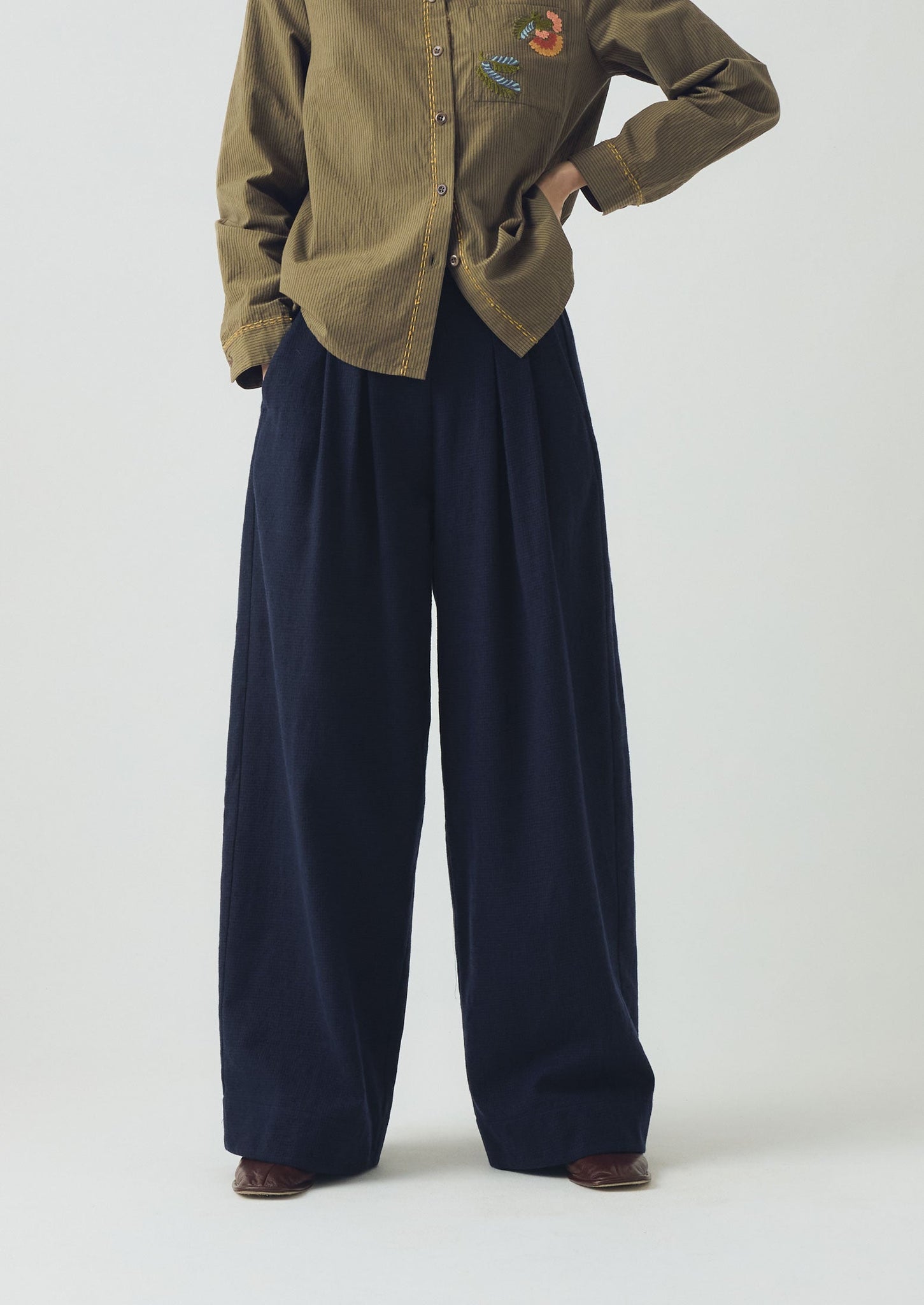 Corinne Cotton Wool Houndstooth Trousers | Dark Navy