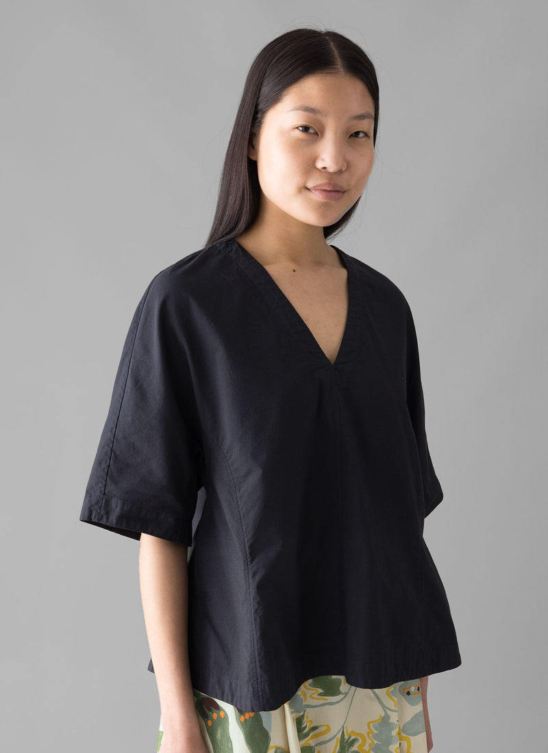 Textured Cotton Poplin V-Neck Top | Ink