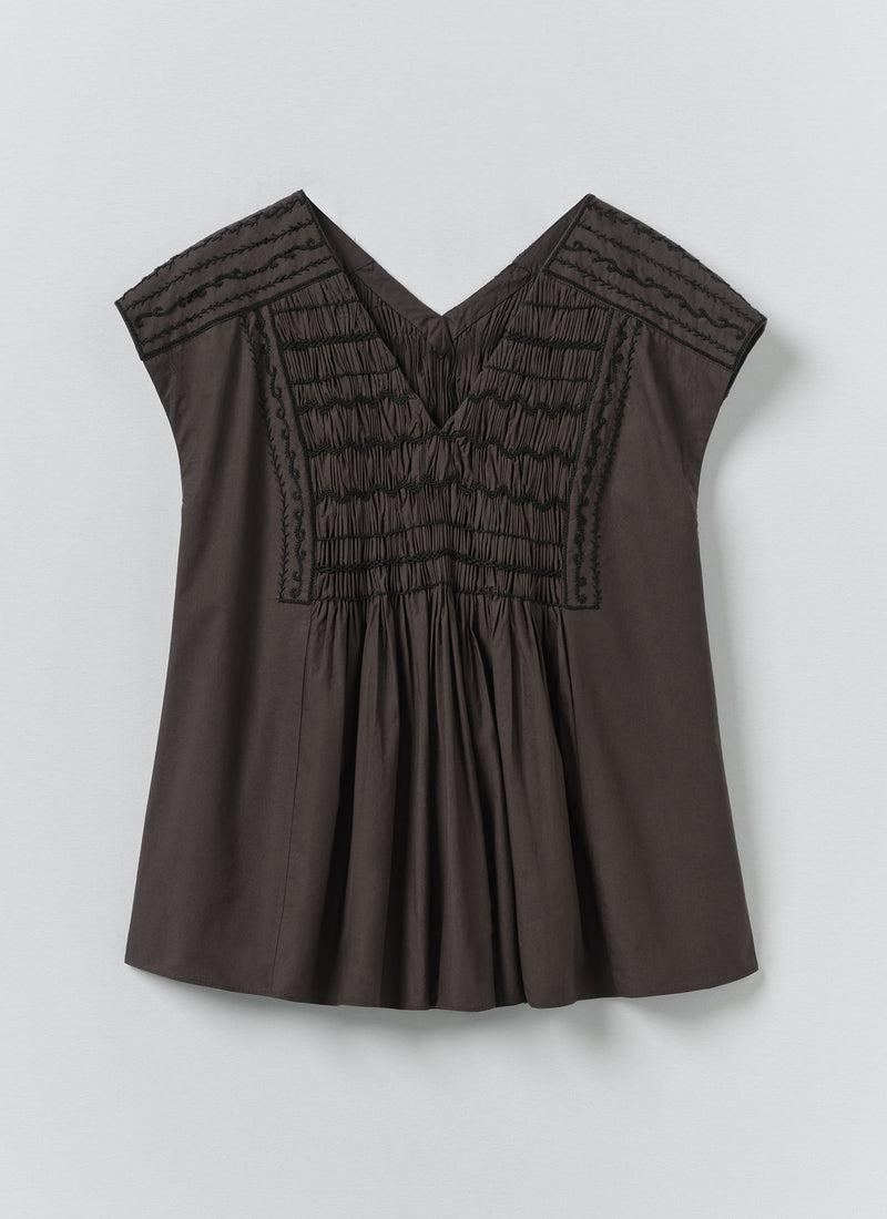 Contrast Smocked Cotton Top | Black Walnut