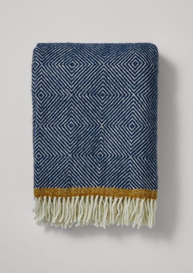 Klippan Diamond Wool Blanket | Navy/Caramel