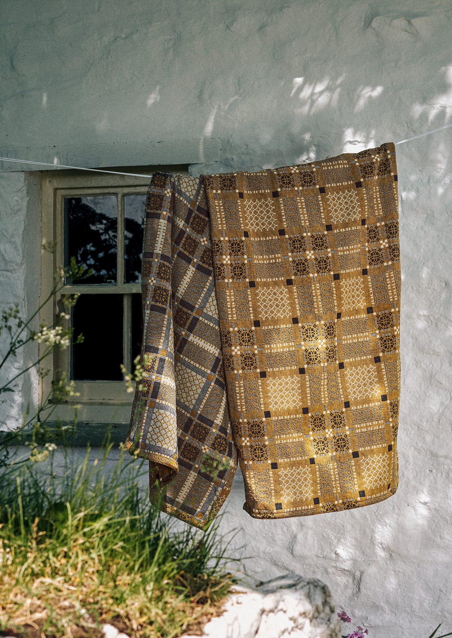 Melin Tregwynt Welsh Blanket | Mead/Ash