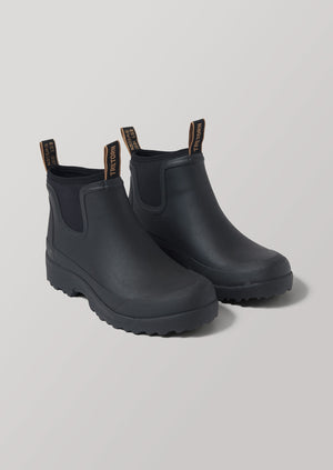 Tretorn gabe clearance chelsea sneaker boot